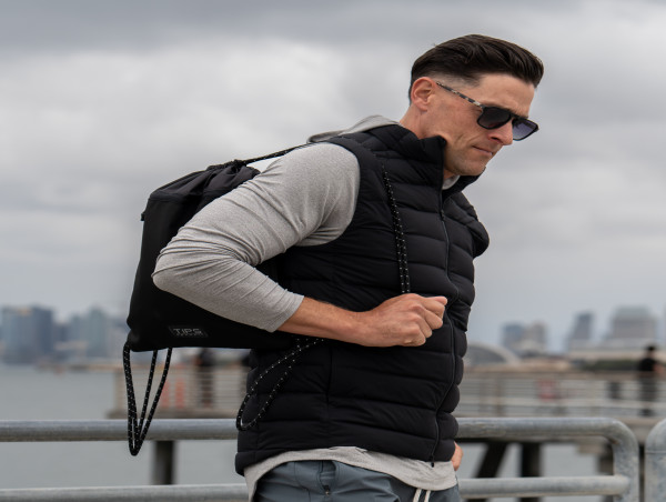  BLUE TEES GOLF LAUNCHES TIPS: MINIMALIST TRAVEL GEAR BUILT FOR LIFE ON THE MOVE 