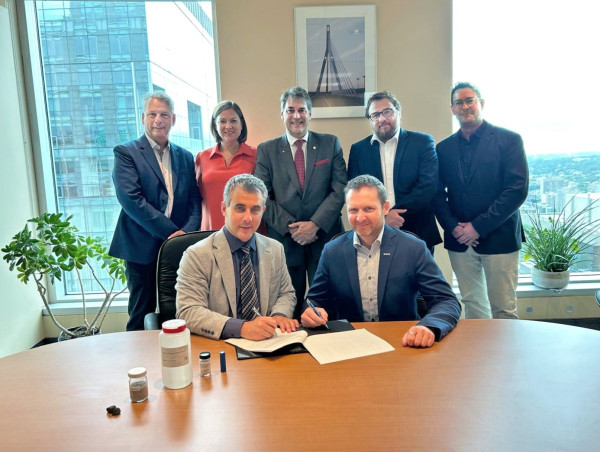  First Phosphate Signs Agreement with Port Saguenay to Establish Phosphoric Acid Plant 