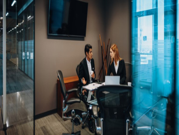  Best Financial Analyst Course (2025): Corporate Finance Institute Awarded Top Financial Analyst Training in Report by Expert Consumers 