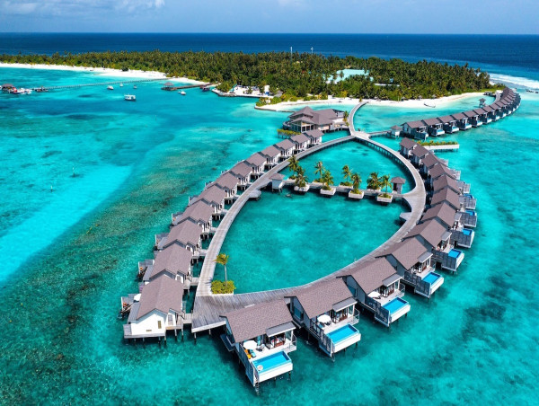 Responsible and Sustainable Efforts at Atmosphere Kanifushi Acknowledged with Green Globe Gold Certification