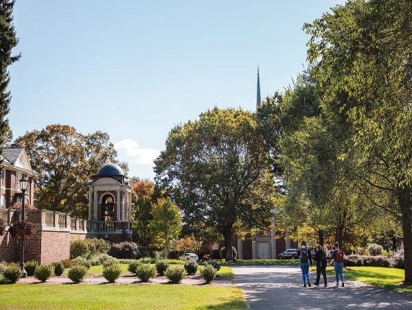 Sweet Briar College Raises $18.6 Million in 2024–2025 to Support Women’s Education and Campus Innovation