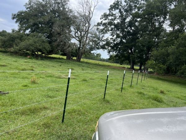 Tony’s Fencing Builds Durable Farm Fences, Cow Fencing, and Custom Gates Across Louisiana