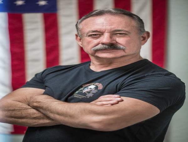  Military Fitness Leader Shapes Civilian Wellness as Strength Specialist Champions Human-Centered Training Over AI Trends 