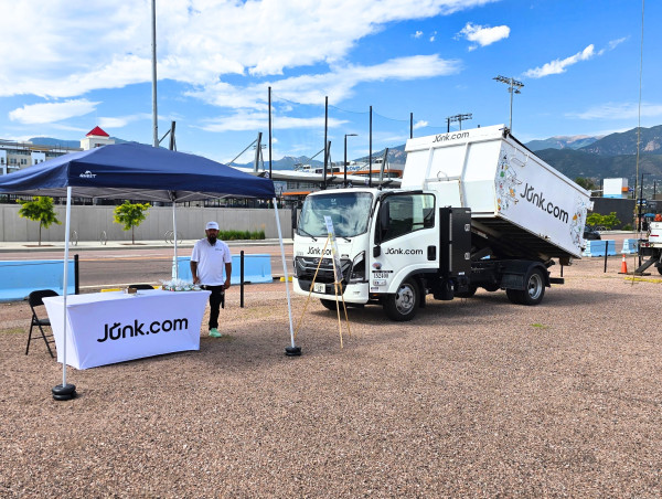  JUNK.COM HELPS POWER A DAY OF PATRIOTISM AND PLAY AT 'SALUTE TO HOMETOWN HEROES' IN COLORADO SPRINGS 