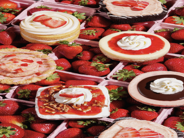  Crumbl Launches “Strawberry Summer” Days With New Berry Desserts 