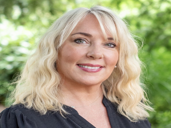  Dana Christiansen of Tree Hill Learning Center Recently Featured on Close Up Radio 