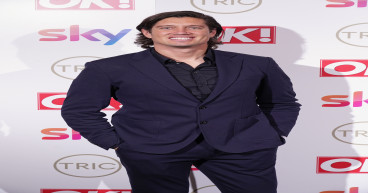 Vernon Kay to replace Ken Bruce on BBC Radio 2 – reports