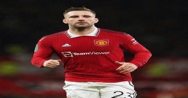 Luke Shaw: Carabao Cup win would be ‘massive’ for Man Utd after trophy drought