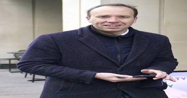  Ukrainian family hosted by Matt Hancock to sell NFT paintings for aid charity 