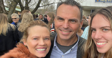 Family urges premier to free 'political prisoner' dad