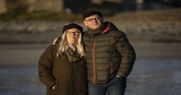  Families of Troubles victims unite to remember hope of Good Friday Agreement 