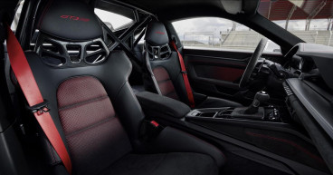  Porsche takes a taste of the track to the streets 