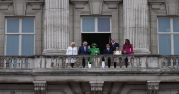  Veterans and NHS workers to watch coronation from in front of Buckingham Palace 