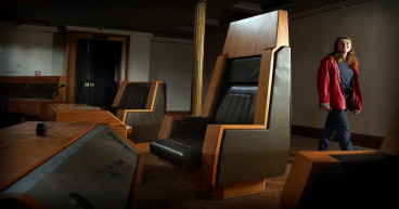 Speaker’s chair from the Parliament building that never was is acquired by museum