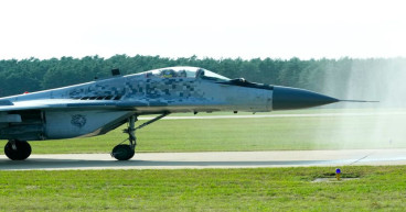 Slovakia gives Ukraine remaining nine of 13 promised warplanes