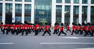 Thousands of military personnel arrive by train for coronation