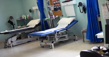 Regulator to issue 'rare' warnings about dodgy doctors