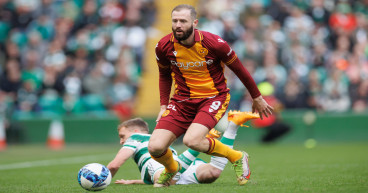 Prolific Kevin van Veen hails Motherwell fans