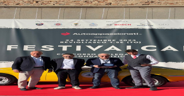Unknown LMX Sirex 2300 sportscar rocks at its first appearance of the century to a concours d’elegance