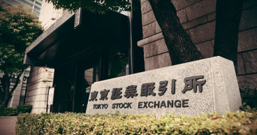  Should you buy the Japanese yen as foreign investors bet on the local stock market? 