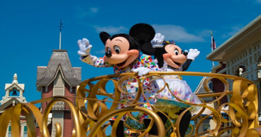 Disney (DIS) stock slides ahead of fourth-quarter earnings report
