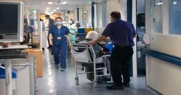  Government plans to cut NHS waiting list ‘difficult to achieve’ – health leaders 