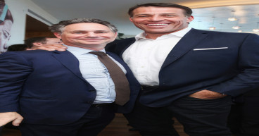 Tony Robbins Signs Up For DuJour Media’s Exclusive Marketing Program DuJour Select