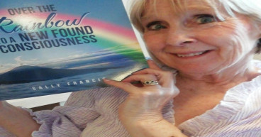 Sally Francis Guides Readers