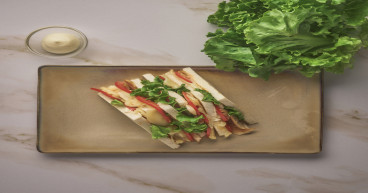 Omelette, club sandwich, salad and Provolone Valpadana PDO: simple and quick recipes for holidays on the road