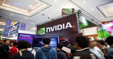 Cramer sees Nvidia CEO Jensen Huang as a bigger visionary than Elon Musk