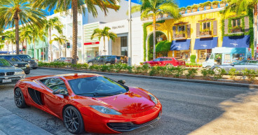 Ferrari stock receives a rare downgrade: find out more