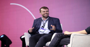 DeepFest Closes With World-First Unveiling of AI-Generated Digital Twin