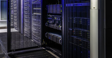 SMCI stock price forecast as Super Micro breaks 2 key records
