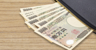 Forex pair to watch: is the USD/JPY heading for a fall?