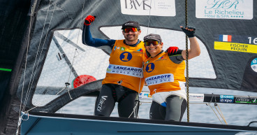 France claims first ever 49er world title and Dutch reclaim FX crown in Lanzarote