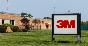 3M healthcare spinoff Solventum slides on NYSE debut