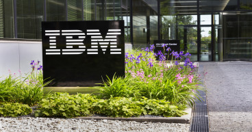 IBM stock price forecast and earnings preview: buy, sell, hold?