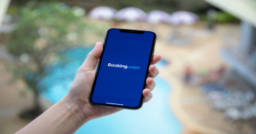  Moody’s, Booking, DraftKings, Amgen stocks in focus ahead of earnings 