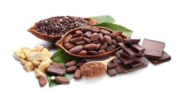 New York cocoa futures rise as raw sugar prices hit 18-month low