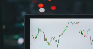 Is Algotech a ‘buy’ after reports of Bezos involvement in Amazon AI efforts?