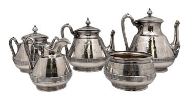 SJ Auctioneers' online Father's Day auction, June 16, features vintage trains and toys, sterling silver, jewelry, decor