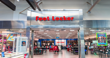 Foot Locker stock pops 15% on Q1 earnings