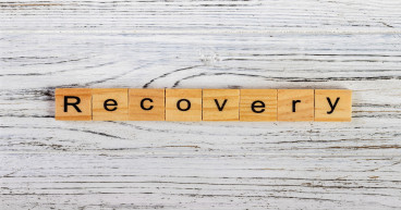 The Importance of Professional Support in Opioid Addiction Treatment
