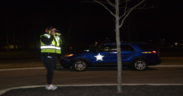  Forensic Investigator Discovers Lit Vest Invented to Honor Her Late Police Officer Father Who Also Worked Nights 