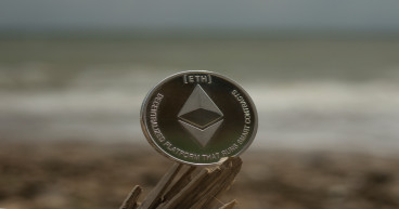 Ethereum whales transfer $13 million to OKX amid analyst bullishness