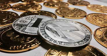 Crypto pros scoop Dogizen as Bitcoin, Litecoin gets back on track