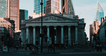 Bank of England expected to cut rate as UK economic growth slows