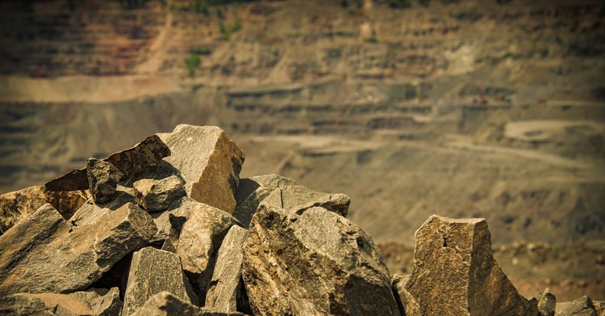  Iron Ore Stocks: Chart Study Amid Interesting Developments- Rio Tinto And Fortescue Metals 
