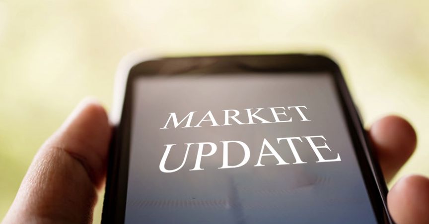  Communication and Utility Stocks Edge Higher on TSX 