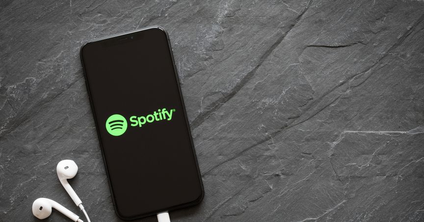  Spotify (NYSE:SPOT) & Apple: 2 Trending Musical Streaming App Stocks 